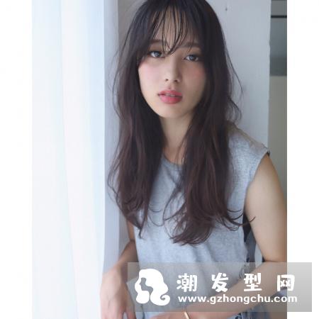 卷发怎样打理才好看 初学者也能轻松上手美丽卷发教学