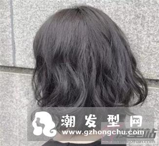 黑头发适合什么卷 最显年轻的卷发设计