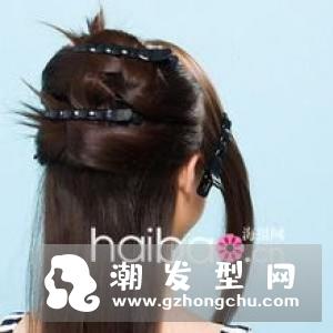 头发毛躁怎么变得柔顺 教你解决头发干枯毛躁的方法