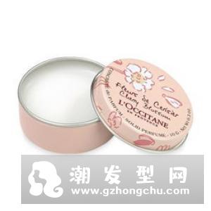 香膏涂抹在什么位置合适 冬天可以用吗