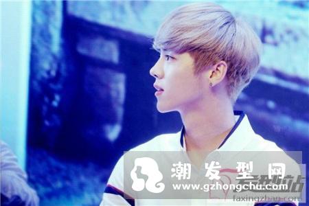 男生最潮短发发型 时尚百搭彰显完美气质