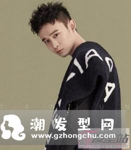 男生头顶头发少发型 这几款短发蓬松显发量