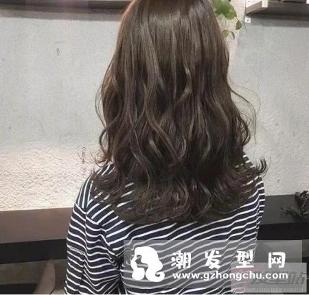 随意自然微卷长发发型 看这20款就知道了卷发有多美