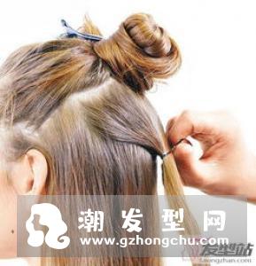 冬天系围巾怎么扎头发 适合系围巾的发型有哪些