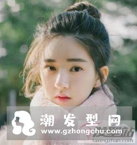 头发少的人怎么盘发 简约盘发甜美显发量