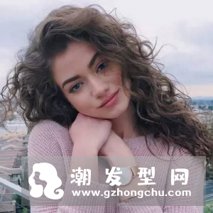 嬉皮卷是什么发型 泫雅崔雪莉同款嬉皮卷怎么弄