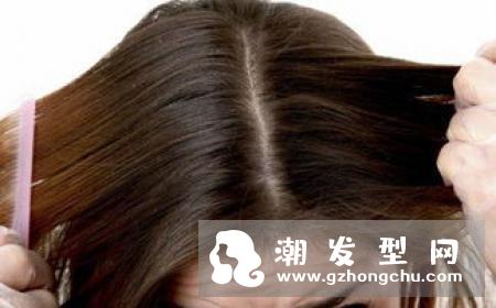发型固定不变的危害 掉发脱发问题全解析