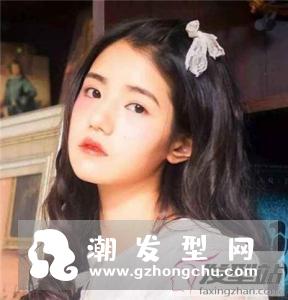 适合圆脸的仙女烫 洋气优雅不化妆也瘦脸