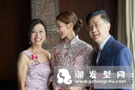 郑嘉颖陈凯琳大婚 低发髻秀禾服造型更经典浪漫