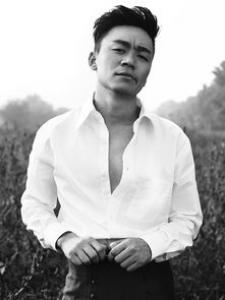 男士渐变Fade发型 搭配刻痕酷炫有型