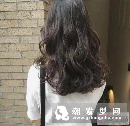 随意自然微卷长发发型 看这20款就知道了卷发有多美
