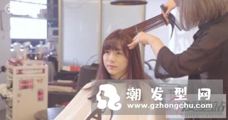 适合上班女士的中长卷发造型 眉上棉花糖卷发吹干就很有型
