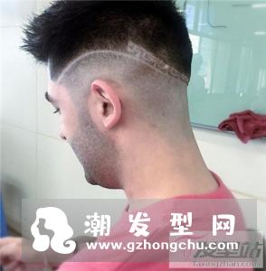 男生undercut雕刻发型 两边铲 推后脖设计