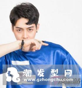 逗号刘海需要烫吗 瘦脸又俏皮男神都在剪