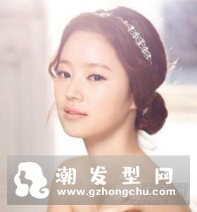 女士新娘盘发图片 婚纱照就选它很有女人味