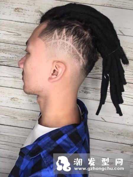 最新男生编发发型 个性脏辫再掀热议