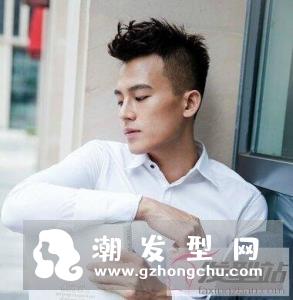 三面光寸头短发发型 尽显稳重成熟男士气质