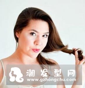 披肩发怎么扎丸子头 简单好看的丸子头造型图片