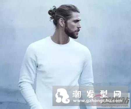 男生留长发怎么梳好看 多种男生长发超Man发型推荐