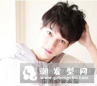 阳光帅气的男生发型有哪些 人气型男发型精选帅翻了