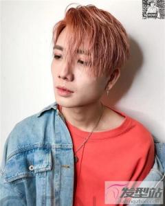 男生发色流行趋势 雾棕都会棕特殊色