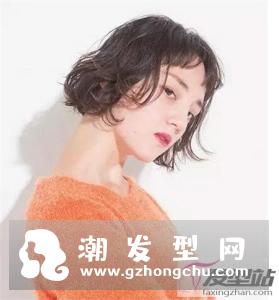 2018流行什么发型 气质纹理感短卷发