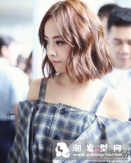 女生烫什么卷发好看 个性卷有点凌乱带点慵懒真好看