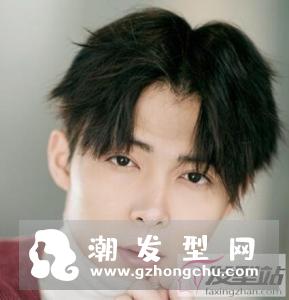 中分发型男生 洋气减龄帅出天际