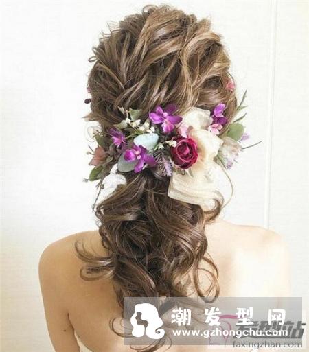 韩式婚纱照鲜花新娘发型 新娘化妆造型图片大全