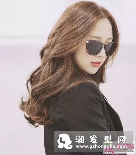 维护头发发色的方法 加长染色发色寿命