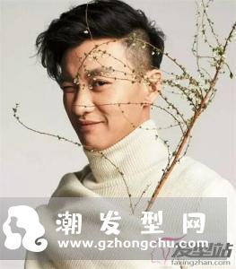 最新潮流男士发型 头发两边铲更帅气