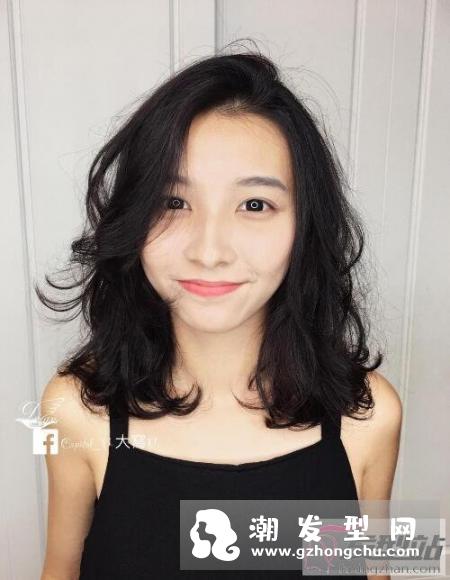 男生心中最喜欢的女生长卷发排行 浪漫爆表女神卷发实在让人无法抗拒