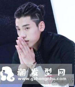 男生马尾辫发型扎法 个性帅气尽显男人魅力