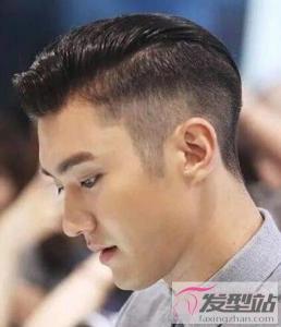 脸大的男生适合油头吗 干练成熟打造酷炫气场