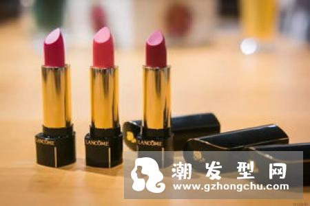 迪奥口红和雅诗兰黛哪个好 和阿玛尼哪个好