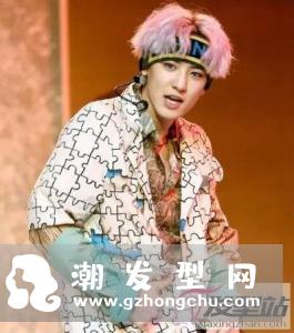 适合发带的男生发型 帅气干练运动男必备