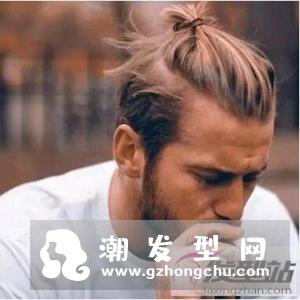 男士丸子头分几种发型 这几种扎法实在太帅了