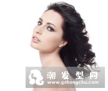 漫画真实版浪漫长发卷发发型 经典飘逸长卷发最有女神风范