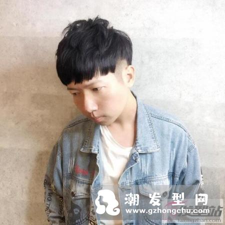 摆脱大叔味！复古锅盖头剪完帅度up，瞬间小十岁！