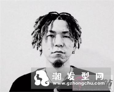 最新男生编发发型 个性脏辫再掀热议
