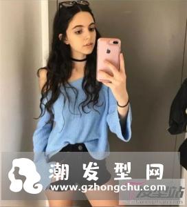 黑色长发适合什么卷发 淑女风烫卷打造优雅清纯美