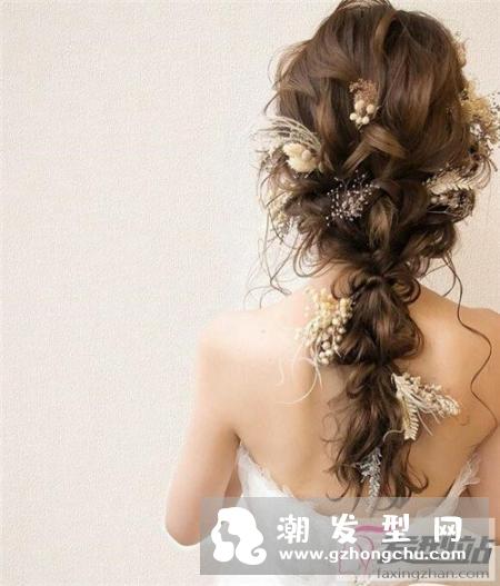 韩式婚纱照鲜花新娘发型 新娘化妆造型图片大全