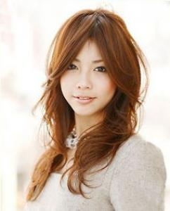 头发少的女生适合什么发型 怎么变浓密