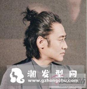 男士丸子头分几种发型 这几种扎法实在太帅了