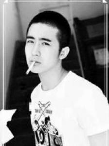 寸头和油头哪个好看？不要再考虑了，这两种发型都帅啊！