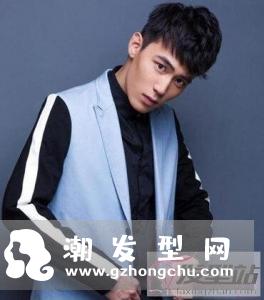 脸瘦长的男生发型 轻松塑造完美脸型