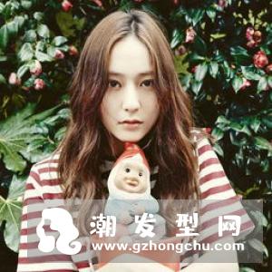 理发店烫完卷发后头发就变干枯毛躁怎么办？