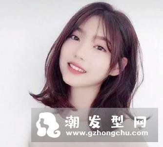 2018年流行什么刘海 八字外翻还是眉上短刘海
