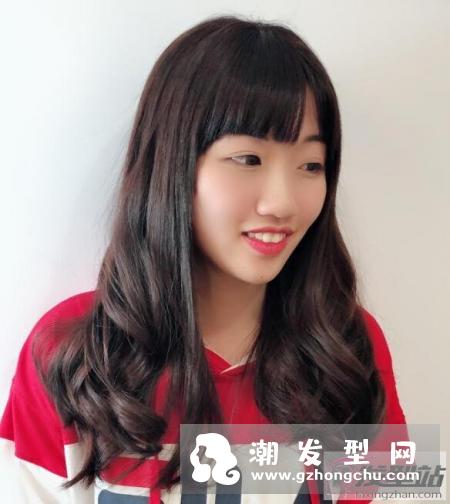 发尾纹理烫女生最爱款 就要这种电棒卷度！