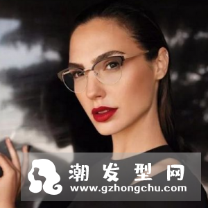 戴眼镜留什么刘海好看 裴秀智同款刘海